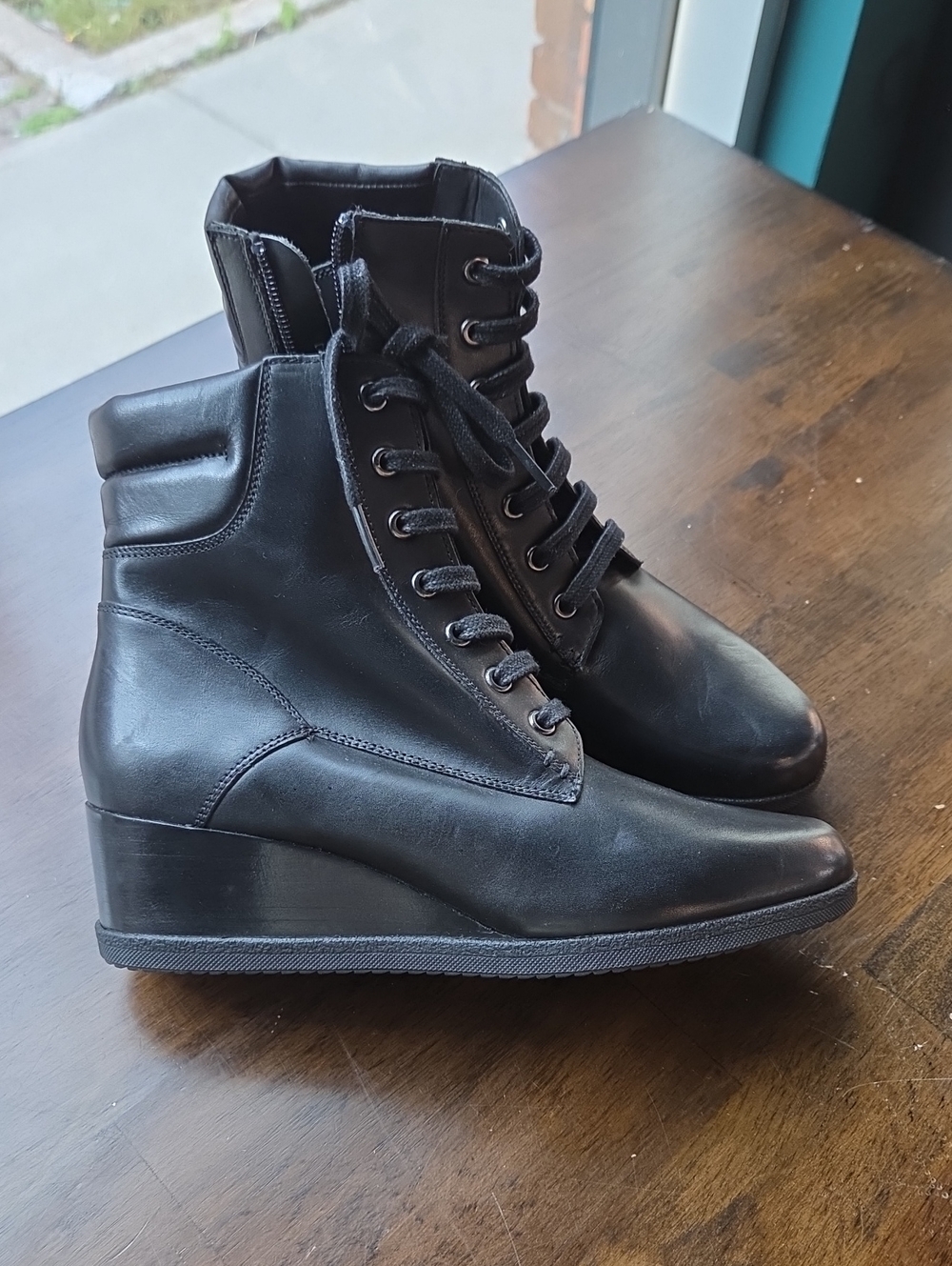 Geox Size 10 Women's Black Lace-Up Wedge Ankle Leather Boots NEW
